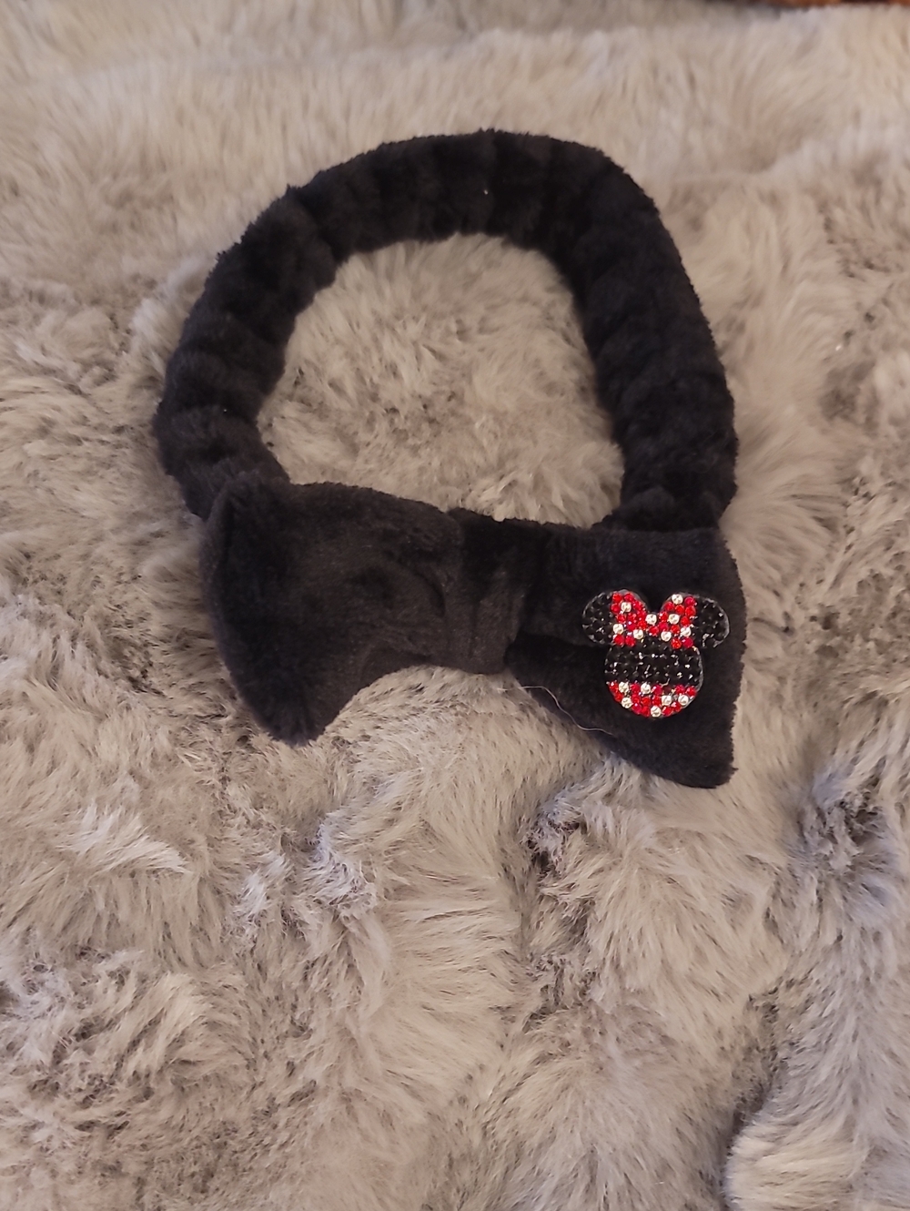 Kids Plush Black Headband with Red Rhinestone Bow Accent